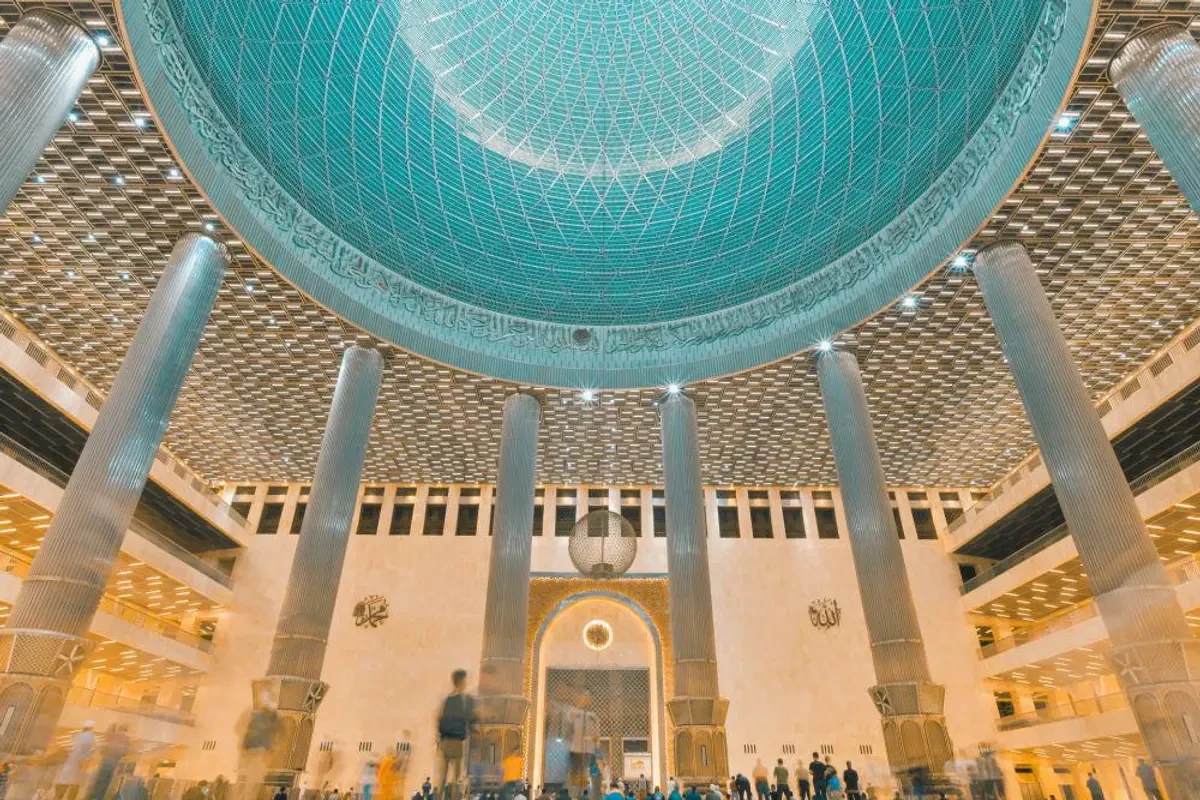 7 Masjid Terindah untuk Wisata Religi di Indonesia